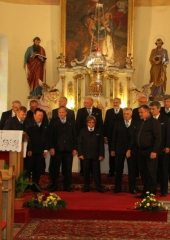 8. srečanje pevskih prijateljev (18)