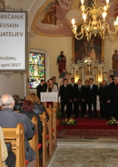8. srečanje pevskih prijateljev (2)