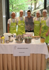 Bizeljski osnovnošolci na Kuhna pa to (5)