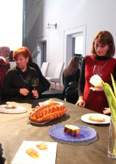 V knjigi Okusi Posavja tudi bizeljski ajdov kolač (60)