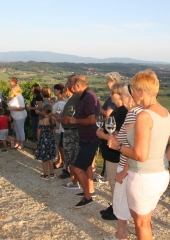 Postavljanje-klopotca-Bizeljsko-2024-2