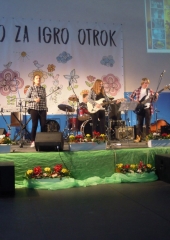 Srečanje šolskih ansamblov Jakobski dol 2017 (8)